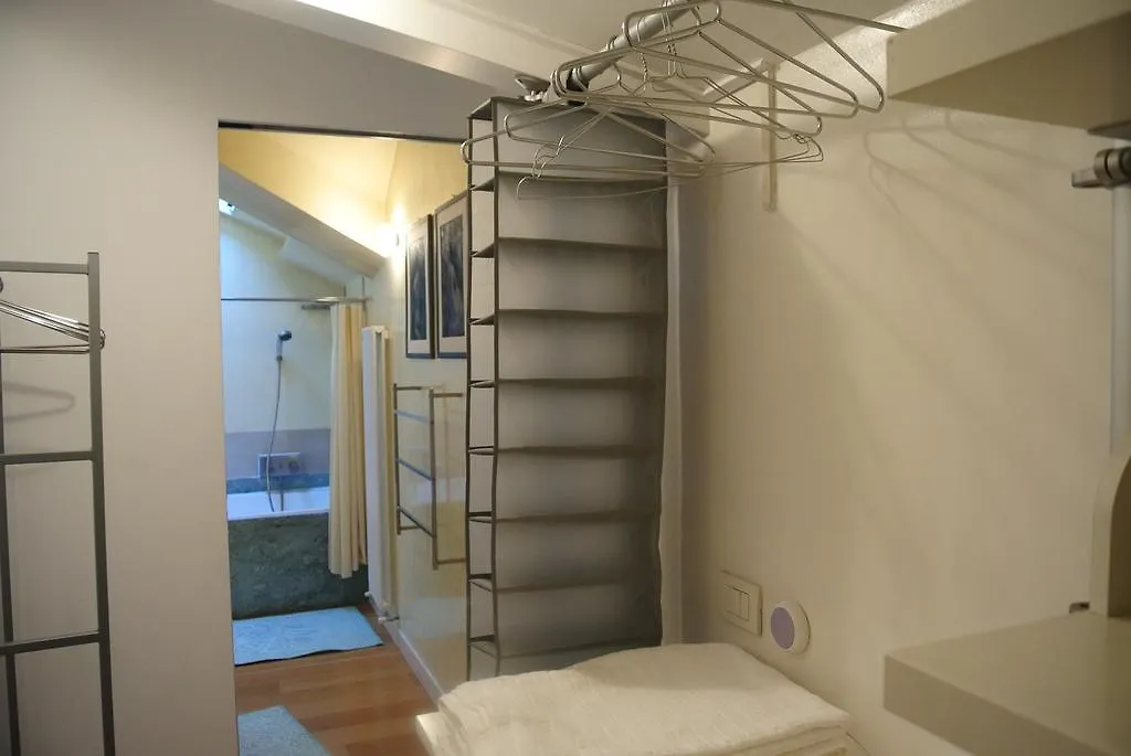 ** Guest house Ariberto21 Hotel Milan Italy